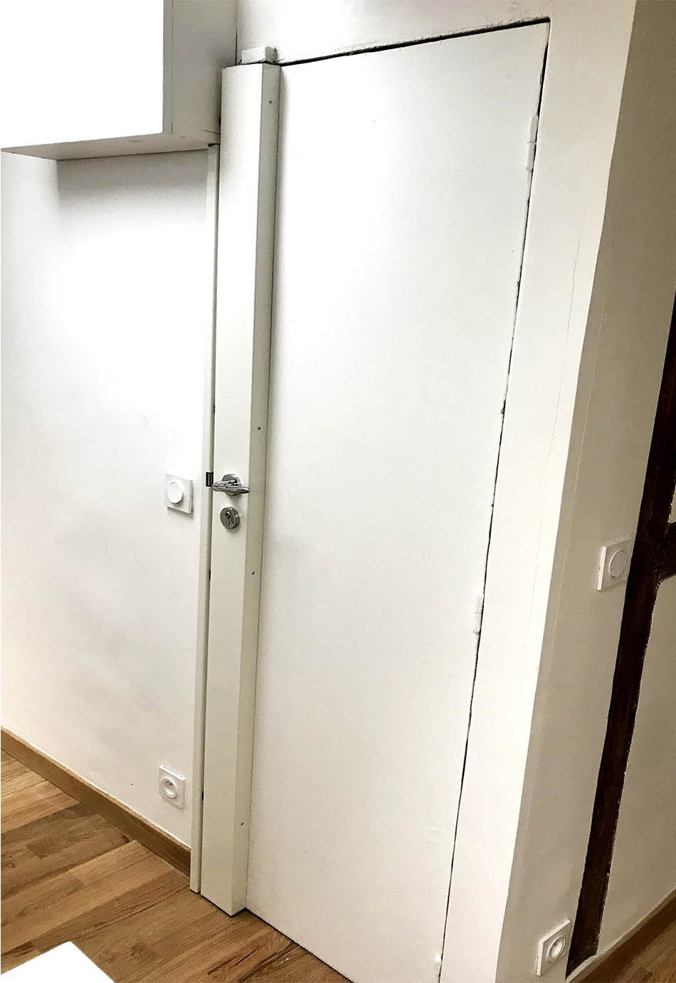 Porte sécurisée 1